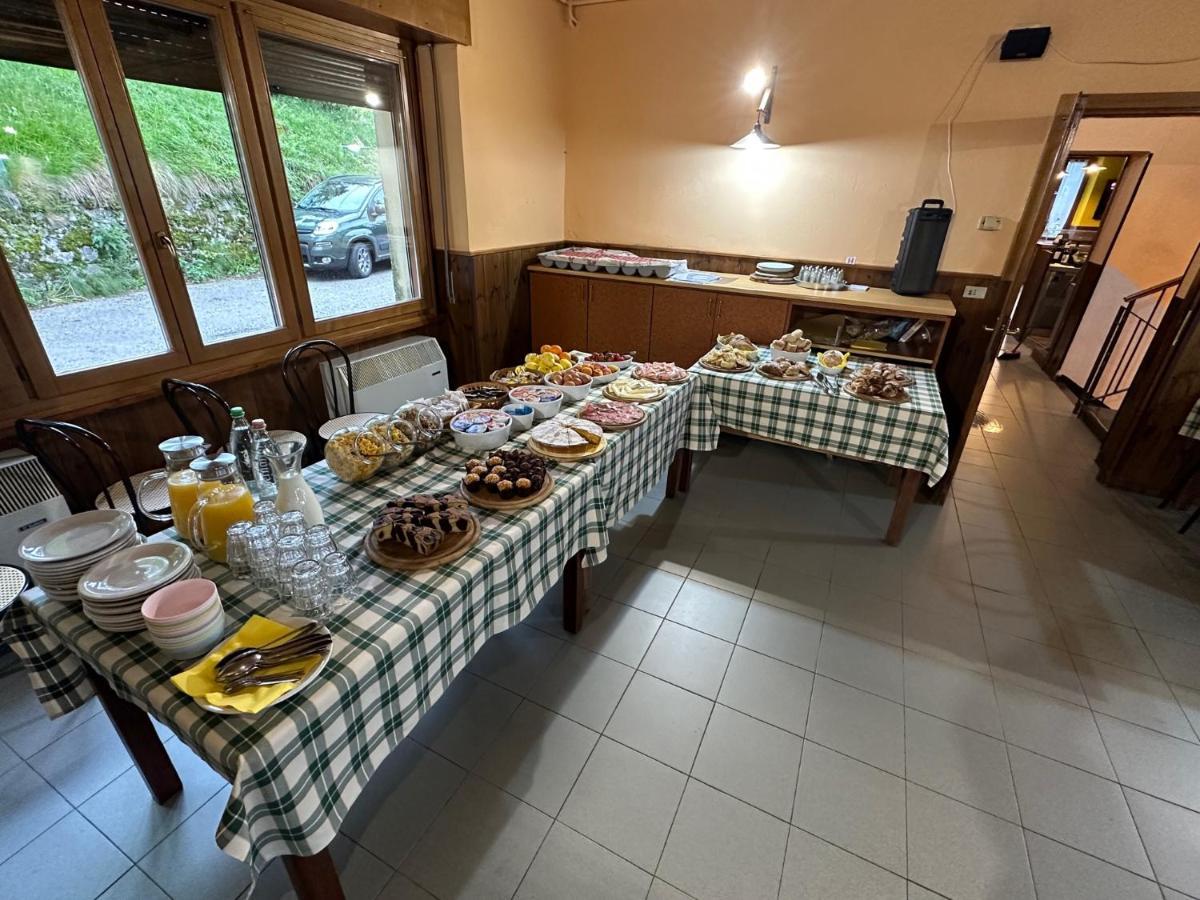 Capanna C.A.O. Hotel Brunate Exterior photo