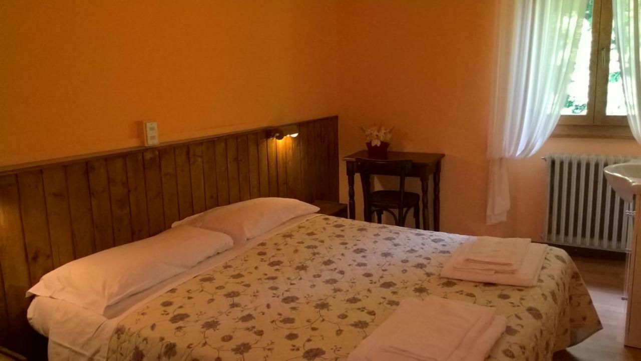 Capanna C.A.O. Hotel Brunate Exterior photo